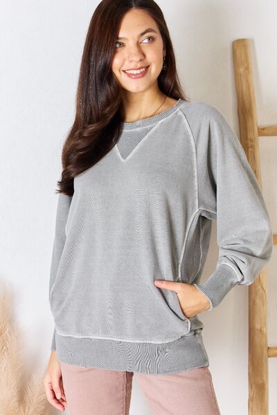 Relaxed Essentials Everyday Sweatshirt in Gray