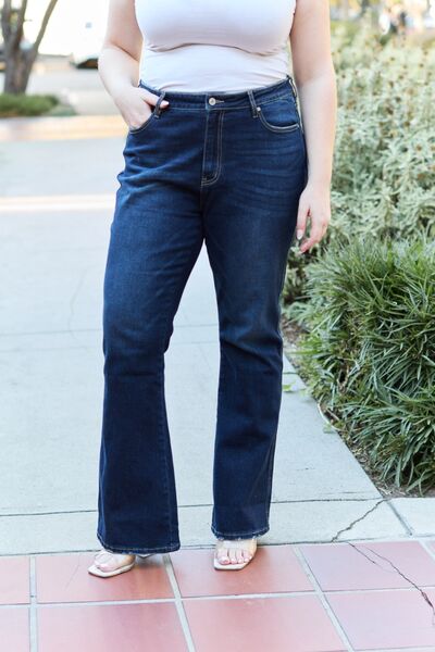 Casual Friday Slim Bootcut Jeans